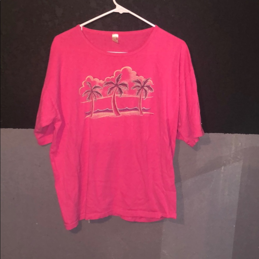 Short sleeve pink shirt with palm trees